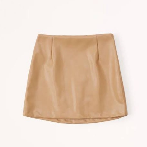 Abercrombie & Fitch • Vegan Leather Camel Mini Skort - Picture 1 of 5